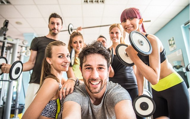 2 fitness koláče, ktoré obsahujú málo sacharidov